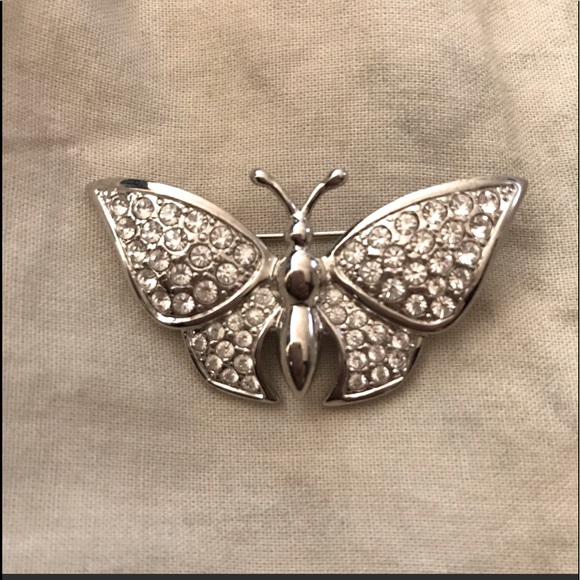 Jewelry Stunning silver butterfly brooch - Picture 1 of 3